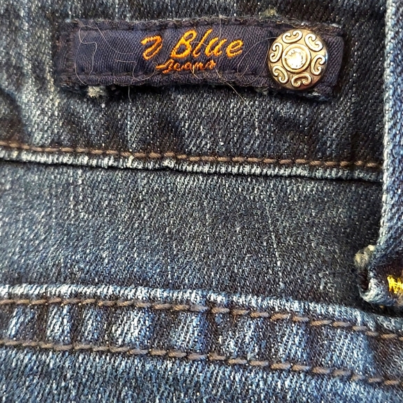 V Blue straight leg stretch rhinestone accent mid rise jean no distressing SZ 12 - Picture 8 of 12